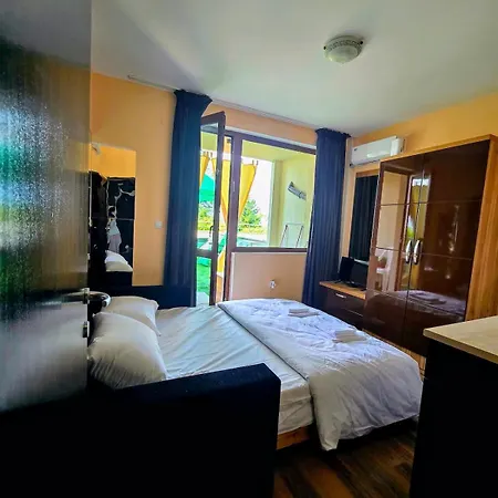 - Cucetno Сандански